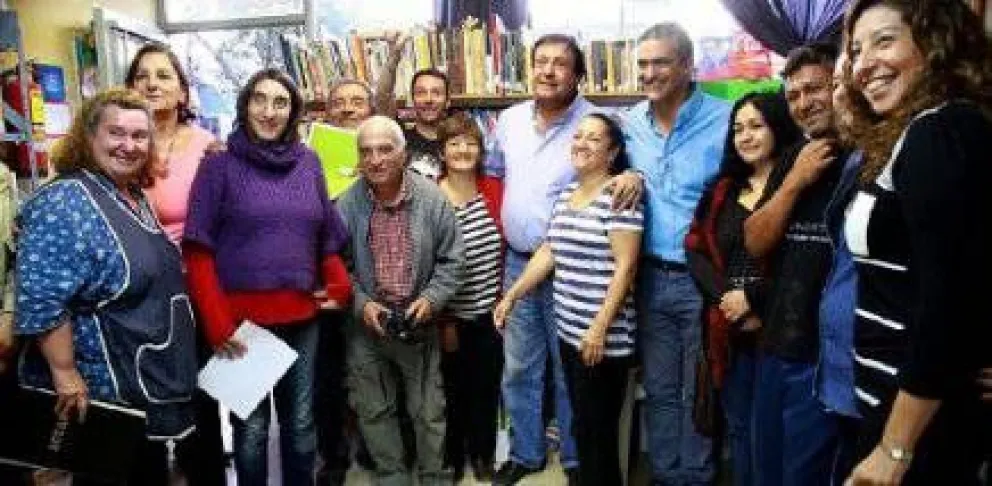 Ceden terreno para que Biblioteca del barrio Lera construya su sede