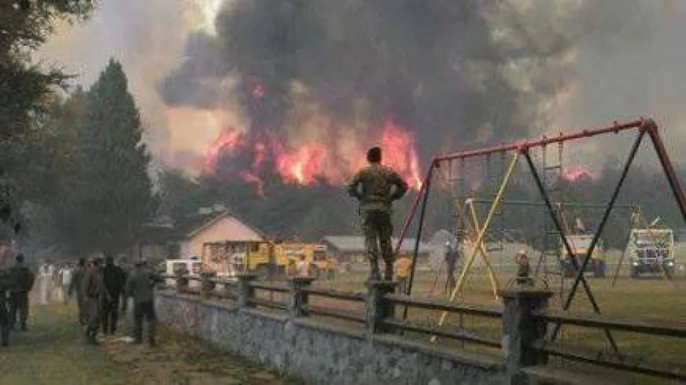 El fuego en Chubut amenaza zonas pobladas