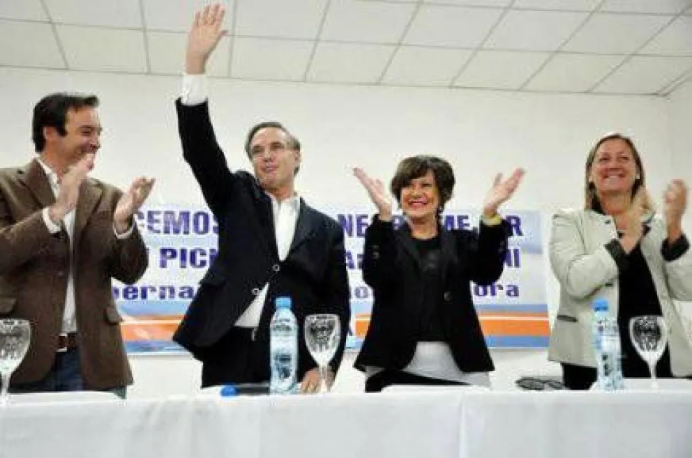 FpV presentó la fórmula Pichetto-Piccinini