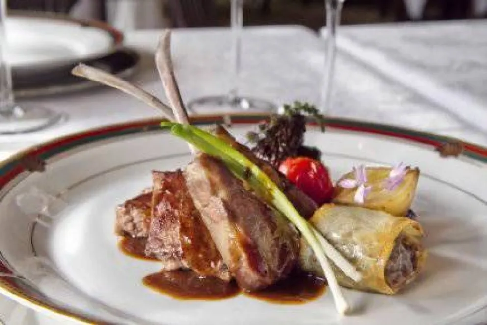 Cocina de Los Lagos presenta su menú