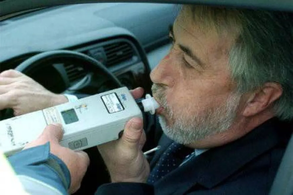 Proponen implementar “tolerancia cero" en alcohol en sangre para conducir