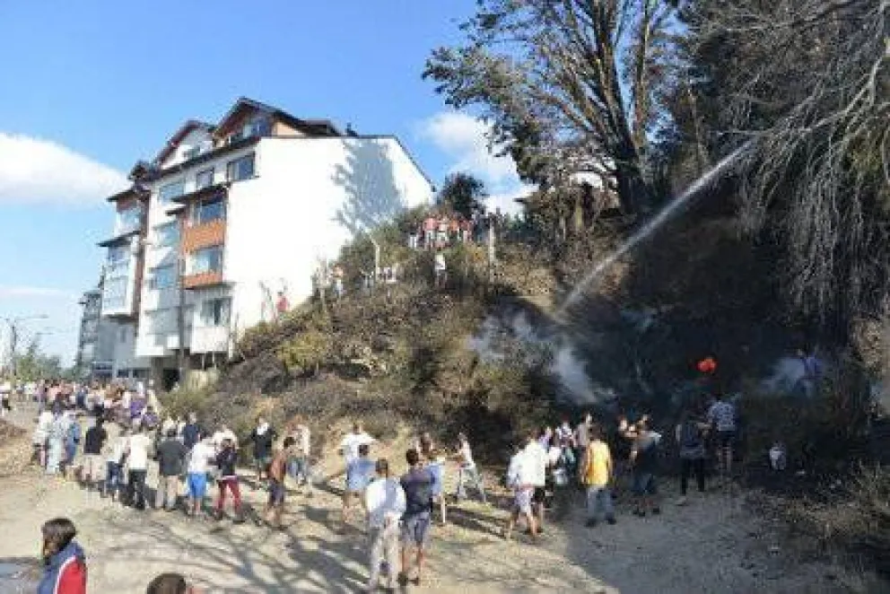 Municipio gestiona demolición de edificio en riesgo tras el incendio