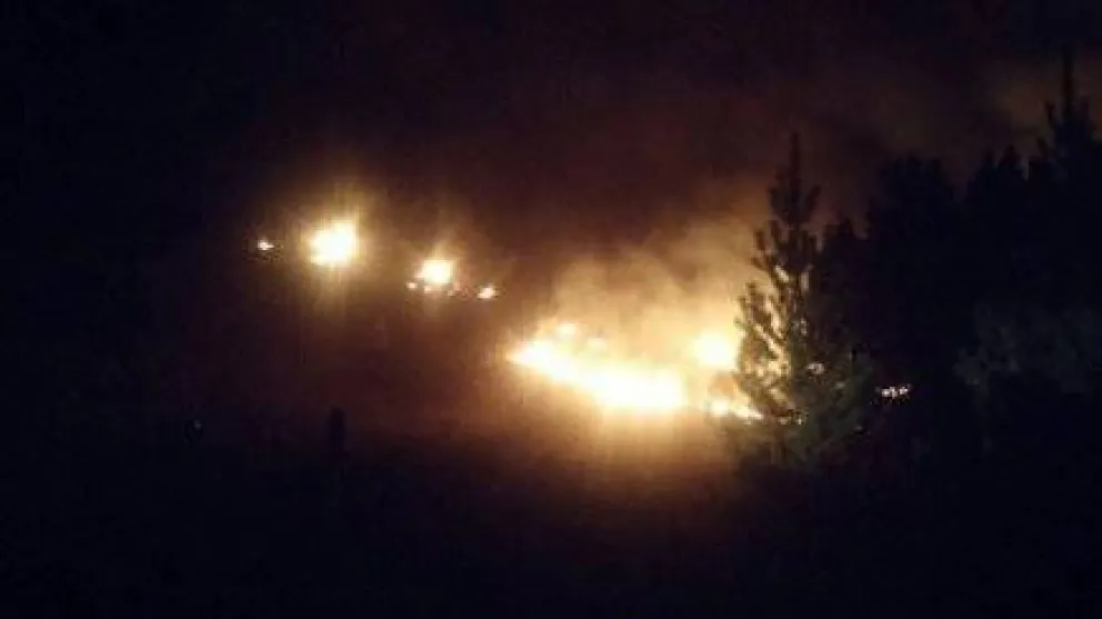 Intendente radicó denuncia penal por incendio en cerro Leones