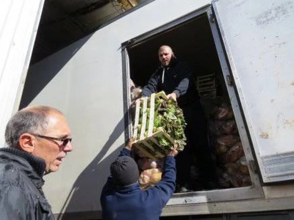 Por instalación de cámara de frío, no abre el Mercado Comunitario
