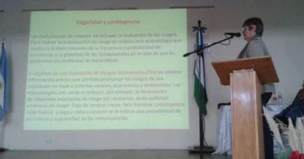 Enriquecimiento de uranio: Advertencias en el Estudio de Impacto Ambiental