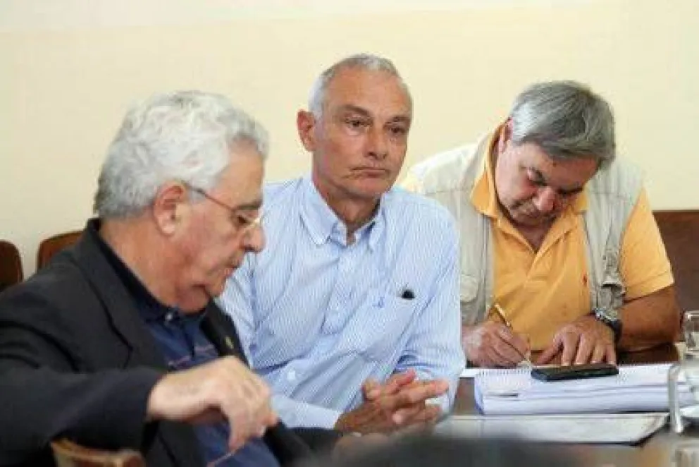 Ahora la CEB pugna por la municipalización del poder concedente