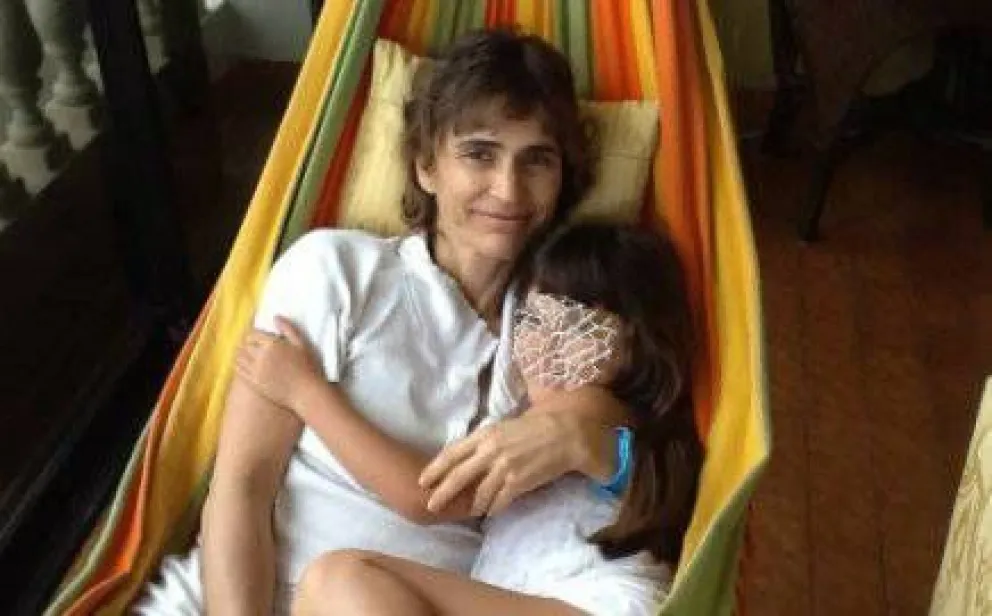 Familiares de Fillol reclaman presencia de la niña en el velatorio de su madre