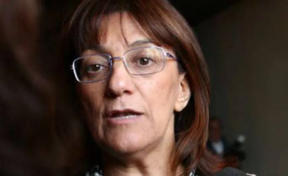 Ministra de Educación aseguró que "no habrá inconvenientes" en el inicio de clases