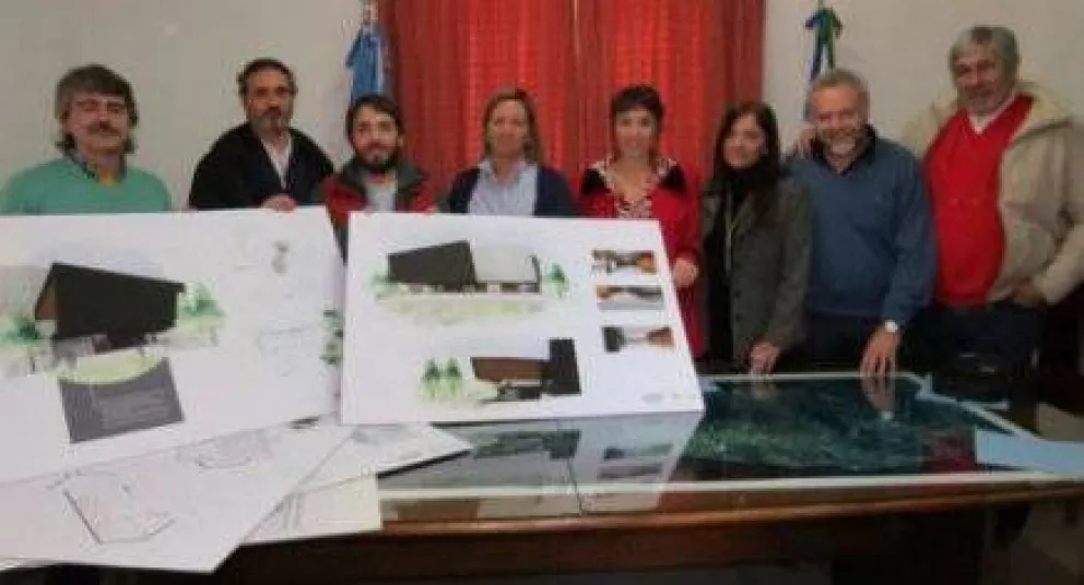 Una sola empresa se interesó en construir el teatro