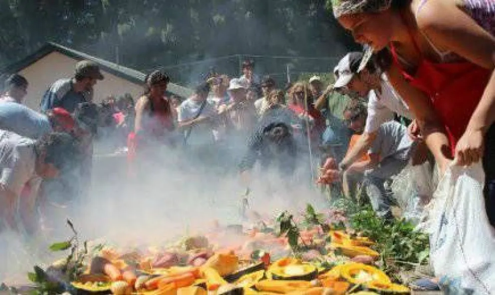 Colonia Suiza palpita una nueva Fiesta Nacional del Curanto