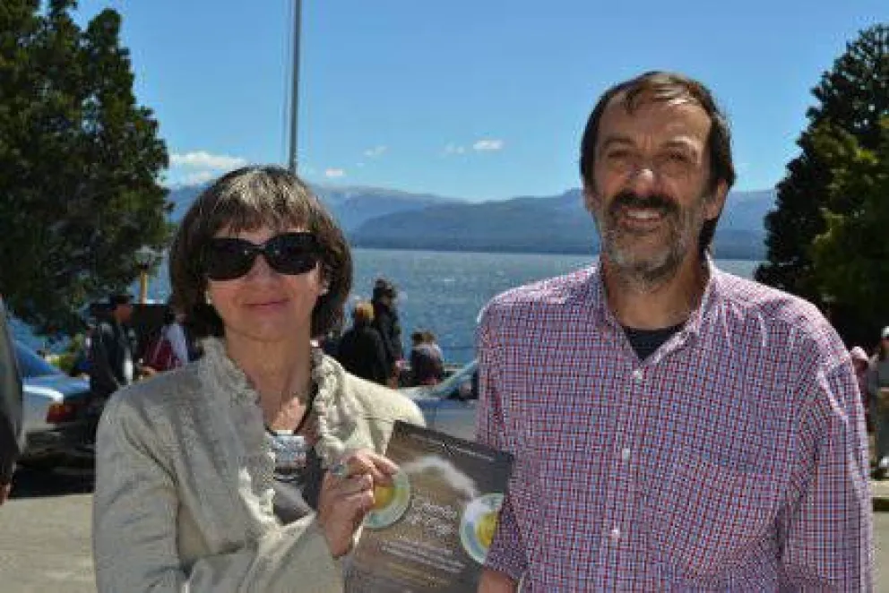 Presentaron el ciclo 2015 de los “Cafés Científicos CAB-IB”