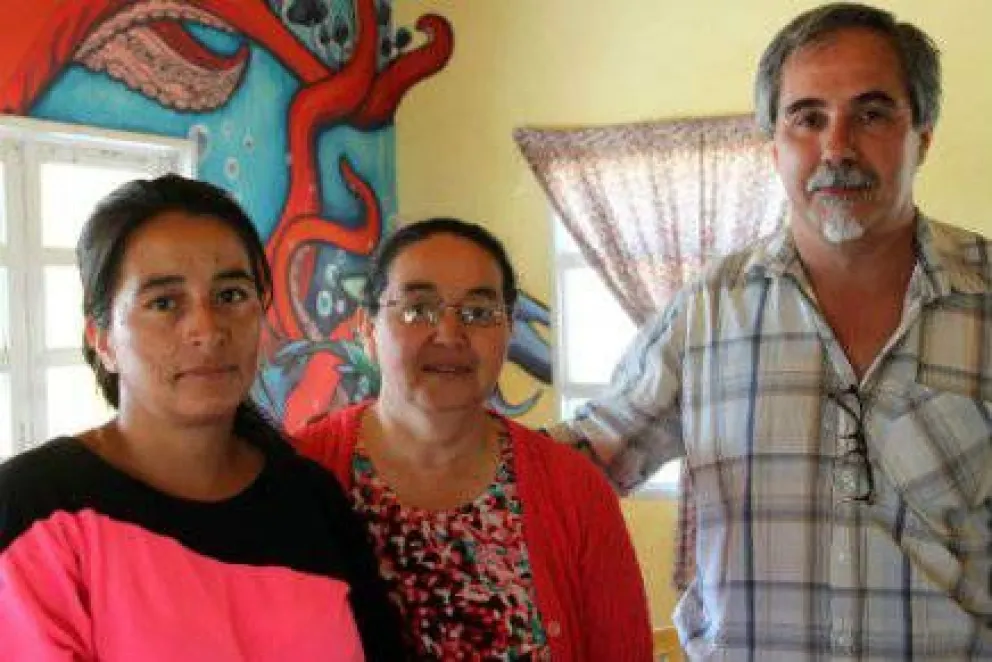 Voluntad y compromiso: mujeres se unen para desarrollar un proyecto textil