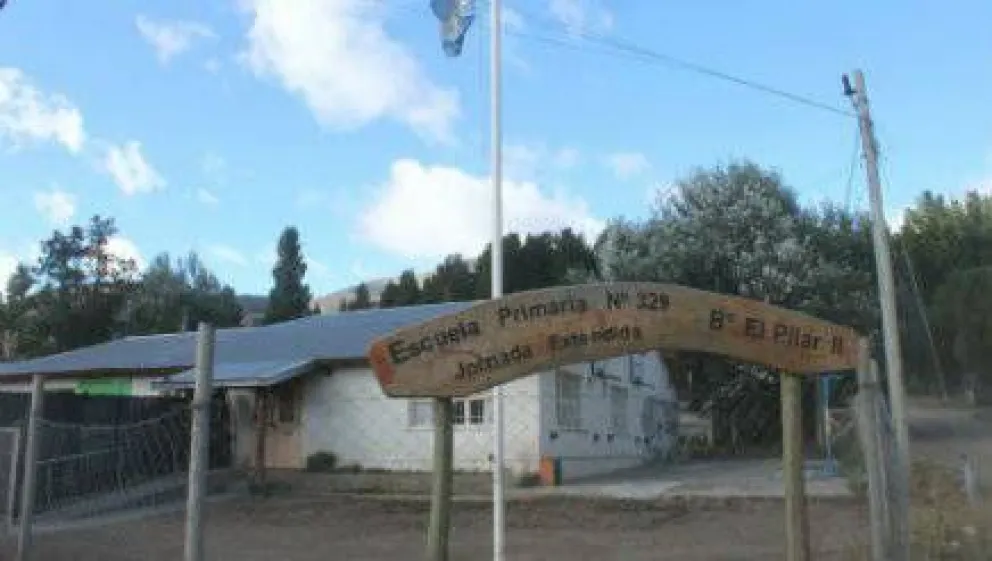 Alumnos de escuela del Pilar comenzaron las clases sin comedor