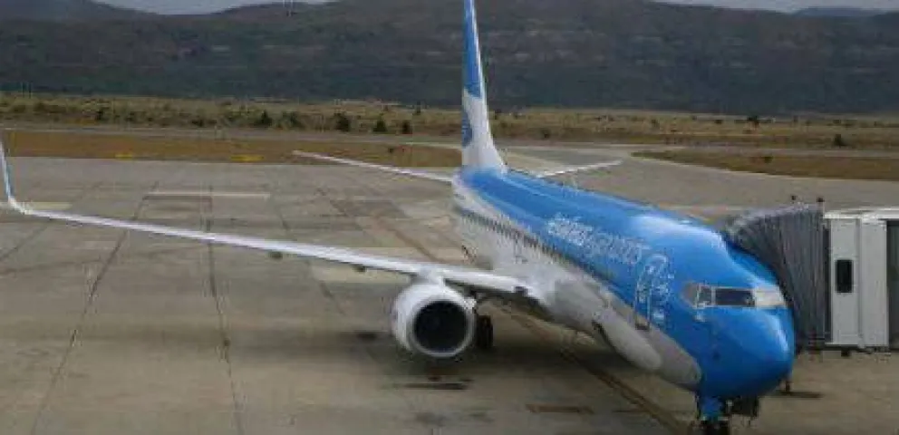 Un rayo afectó un avión que arribaba a Bariloche