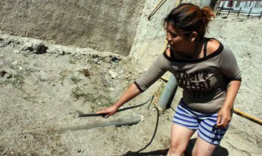 La falta de agua genera trastornos en barrios de Bariloche