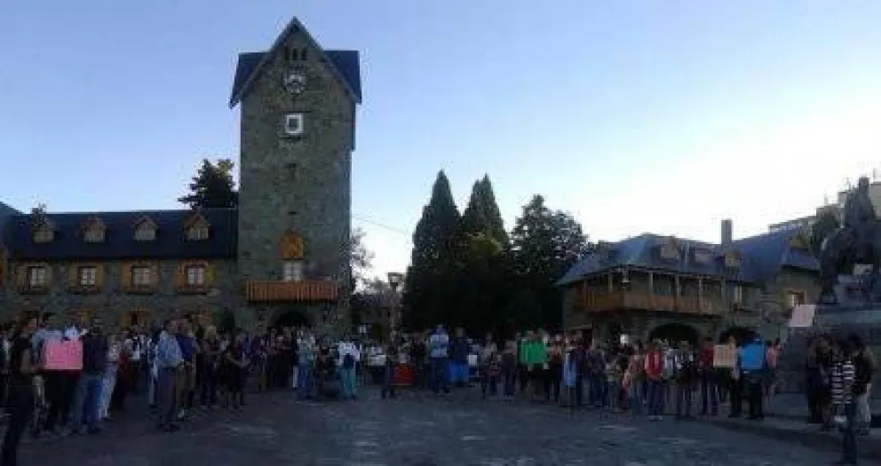 Se movilizaron en Bariloche por el fiscal Nisman