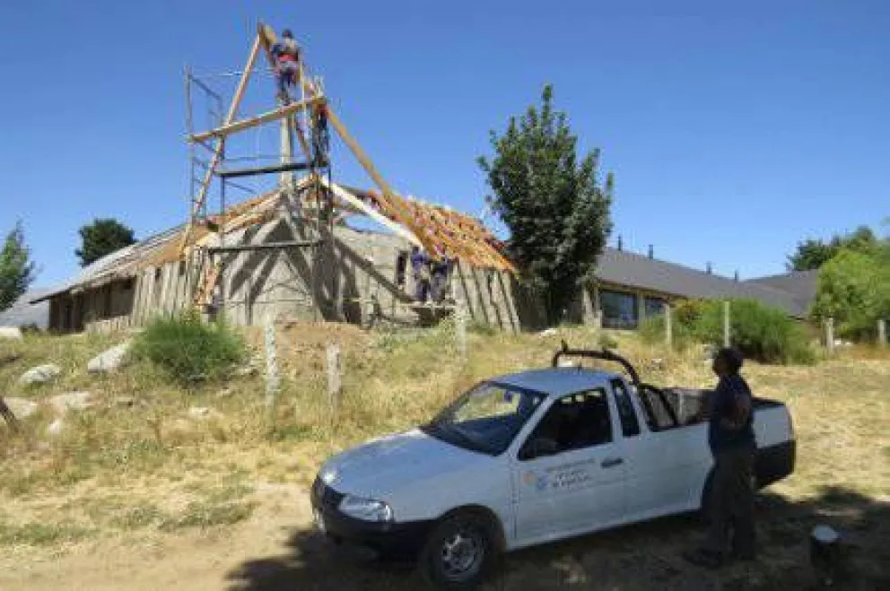 Municipio colocará techo en las obras de la Escuela La Llave