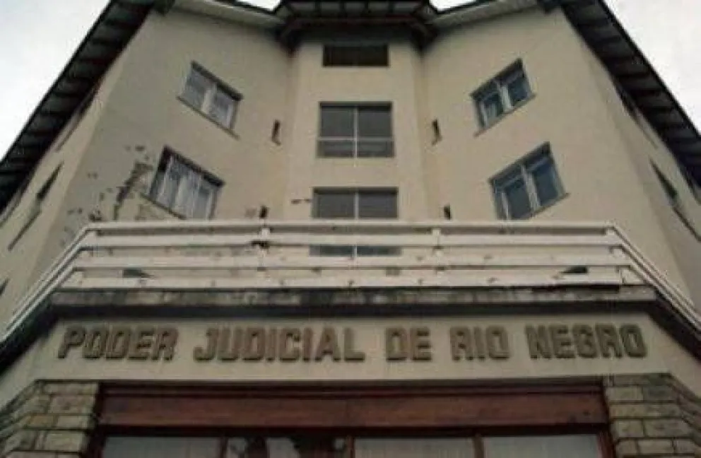 Imputan "tentativa de homicidio" a hombre que golpeó a su pareja