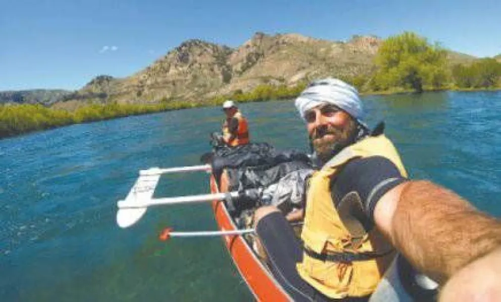 De Bariloche a Viedma en canoa