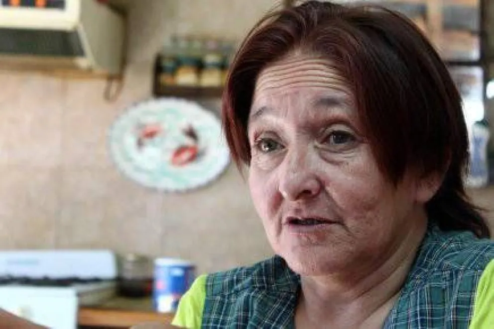 Yolanda y sus 50 nietos cumplen un año en el Merendero Los Pekes