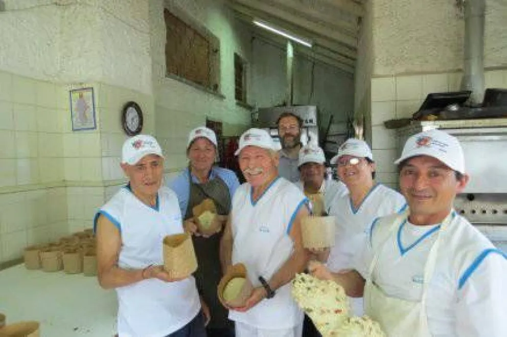 Proyectan repartir 7 mil panes dulces solidarios