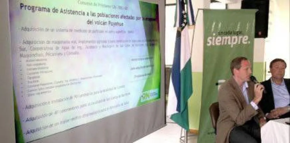 Gobernador firmó por obras que aumentarán el caudal agua en Bariloche