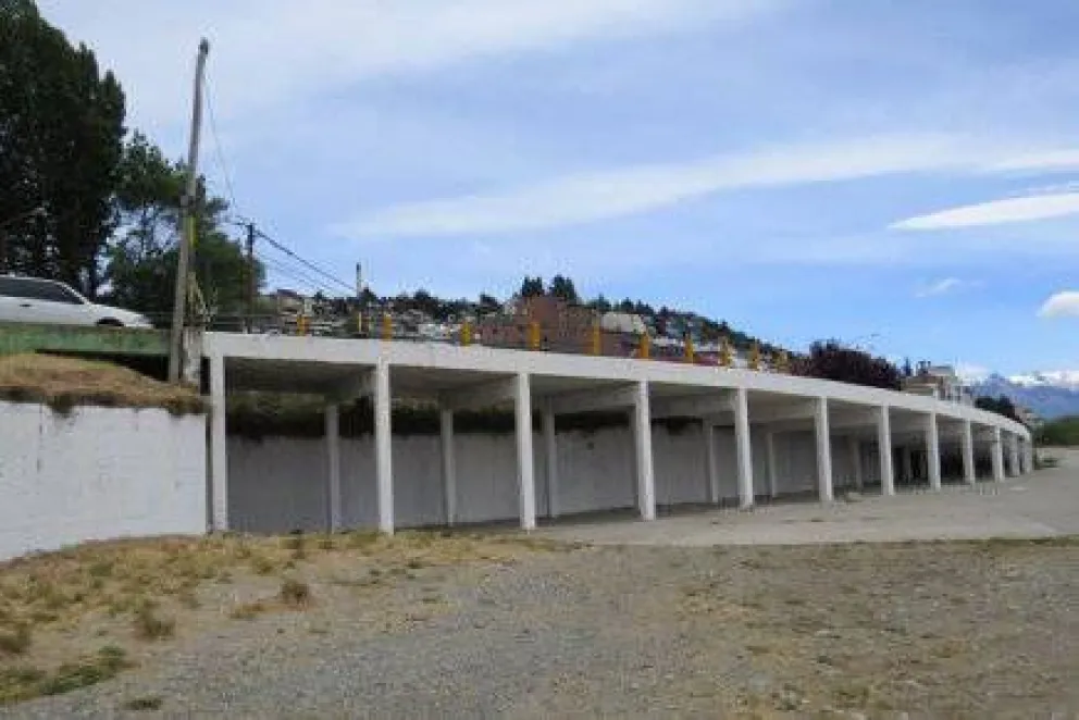 Continúan trabajos de embellecimiento en Playa Centro