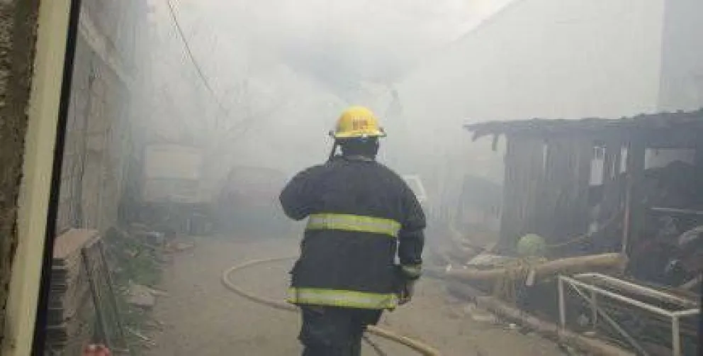 Feroz disputa por un terreno, motivo del trágico incendio
