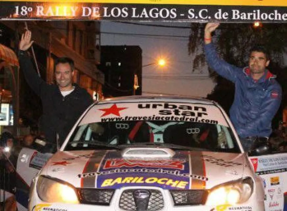 Multitudinario arranque del Rally
