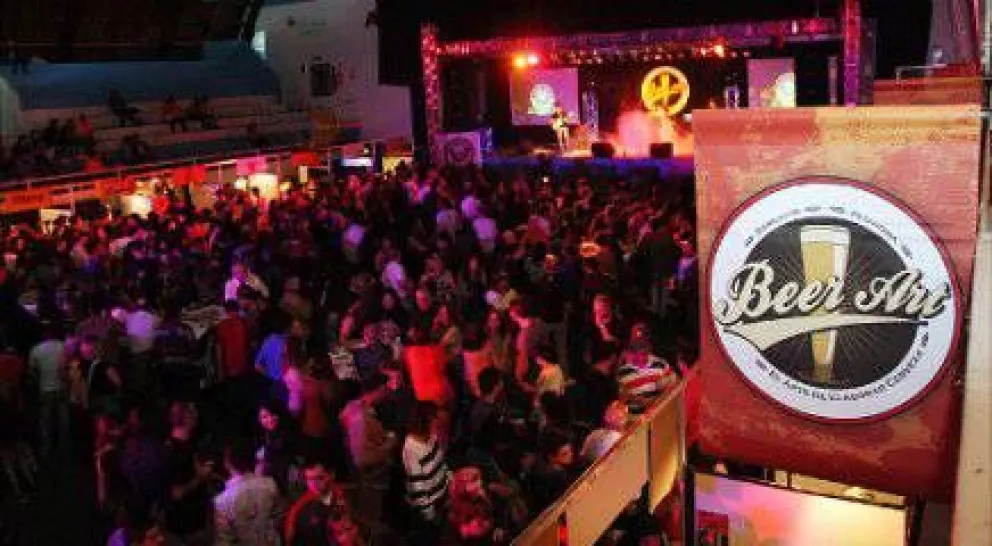 Fiesta de la Cerveza, calor, y música en Bariloche, a un paso de las vacaciones