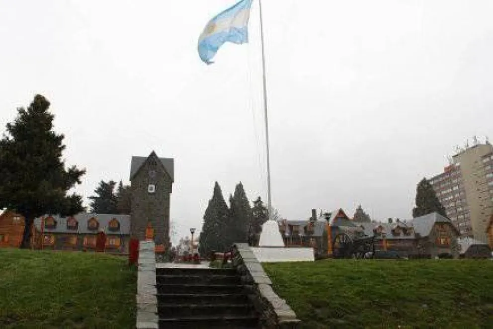 Municipal sancionada por llegar tarde se quejó, y le levantaron la suspensión