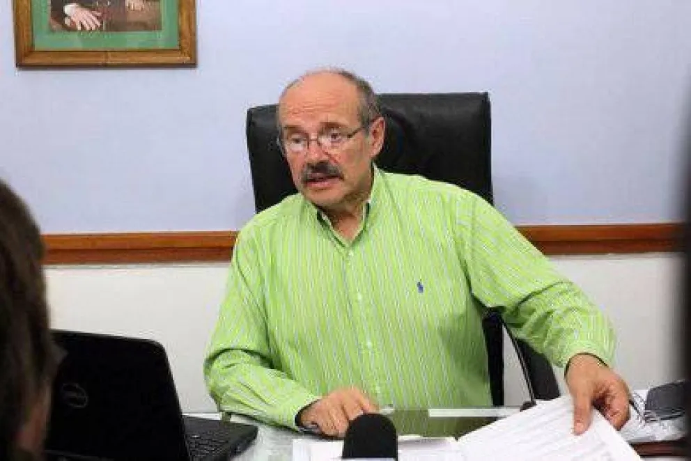 Por mail, esposa de Ministro habría filtrado información de la Justicia