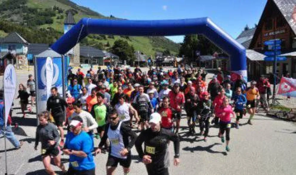 Más de 150 participantes en la CorreCAX