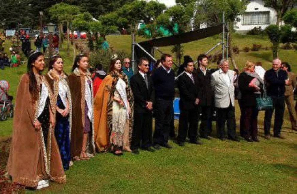Weretilneck destacó el "perfil turístico" de Dina Huapi