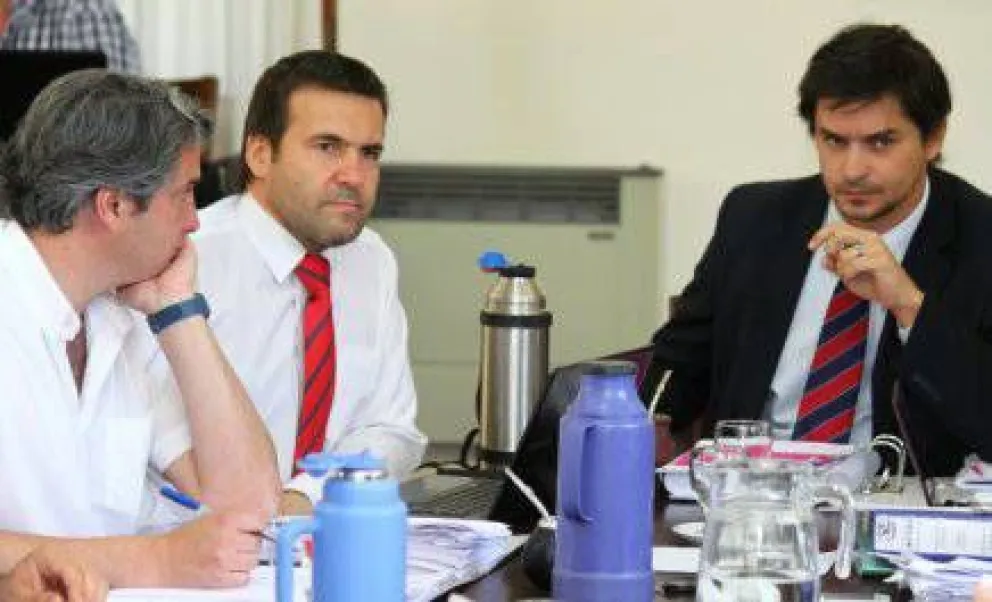 Duro trámite para el proyecto de suba de la Tasa por Servicios