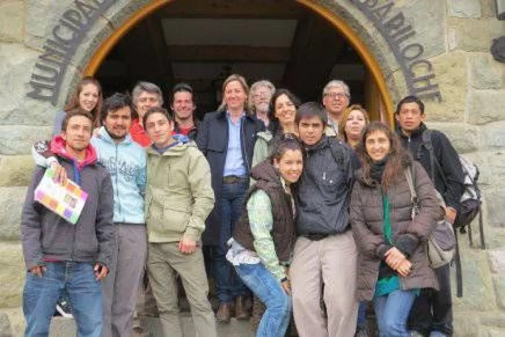 El 21 la delegación de artistas barilochenses parte al Pre-Cosquín