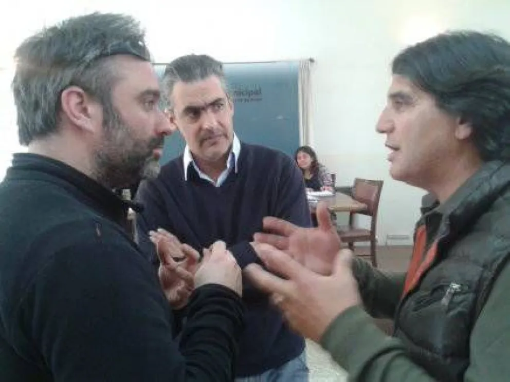 Oposición vecinal hace caer la sesión para aprobar el cambio de traza de la ruta 82