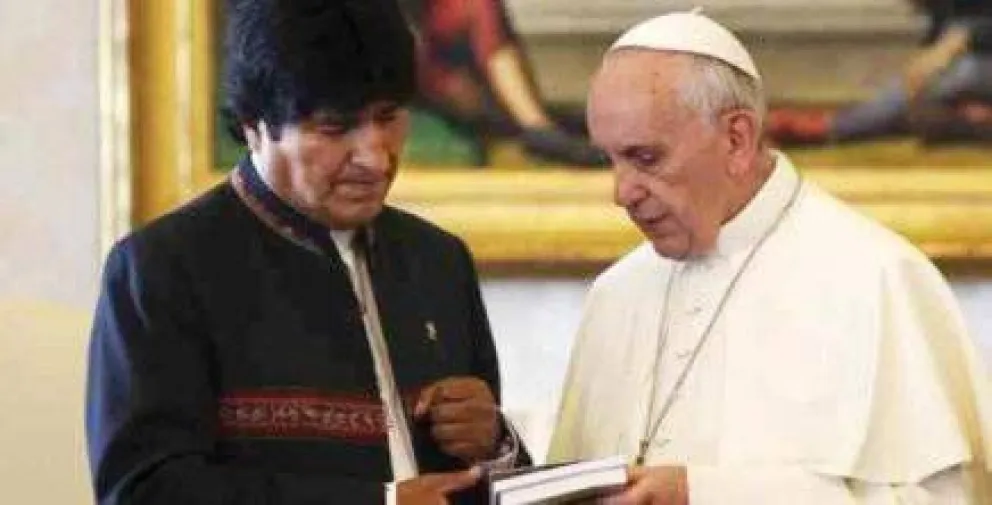 Resulta que el Papa es comunista