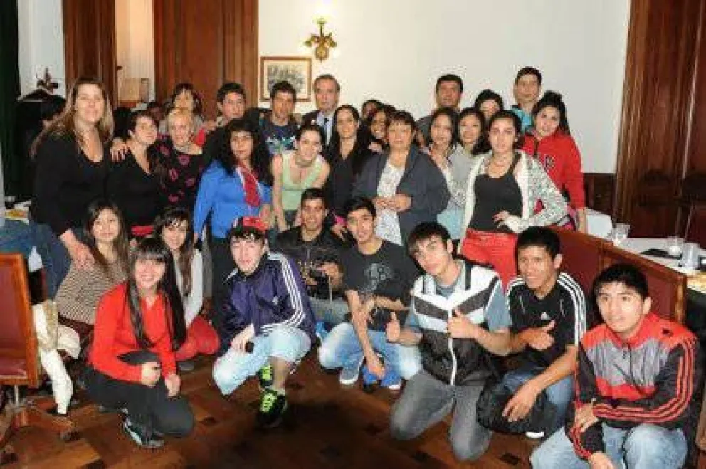 Jóvenes de Bariloche siguen viajando a Tecnópolis