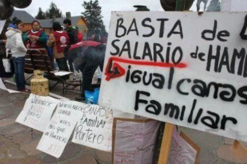 ATE denuncia que Educación no pagó las horas suplementarias a porteros