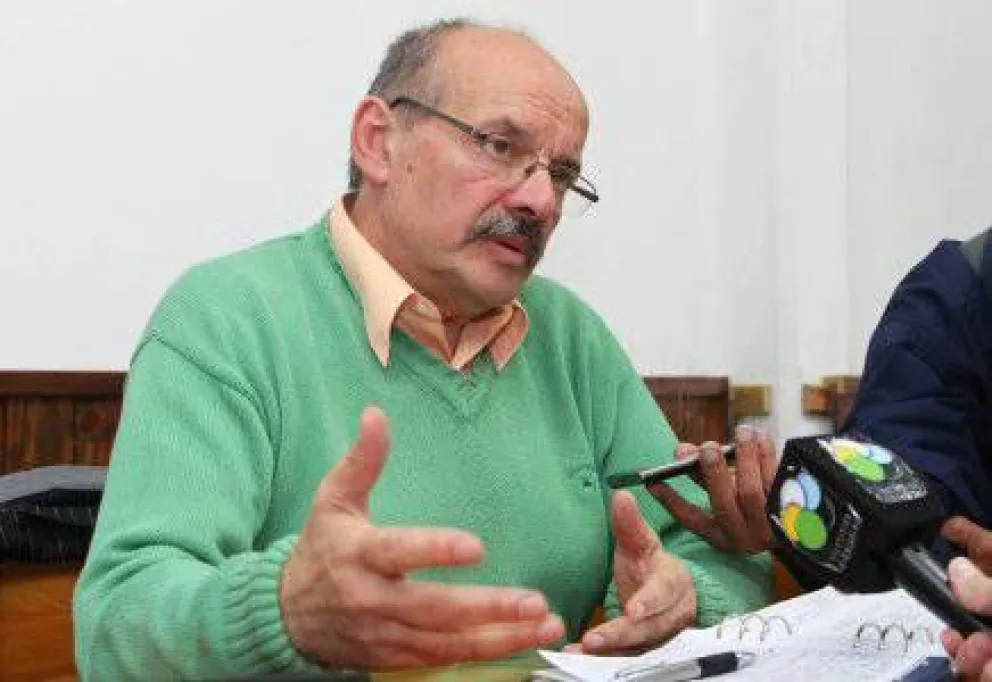 Atentado al refugio: Gobierno no descarta vínculos con grupos de Chile