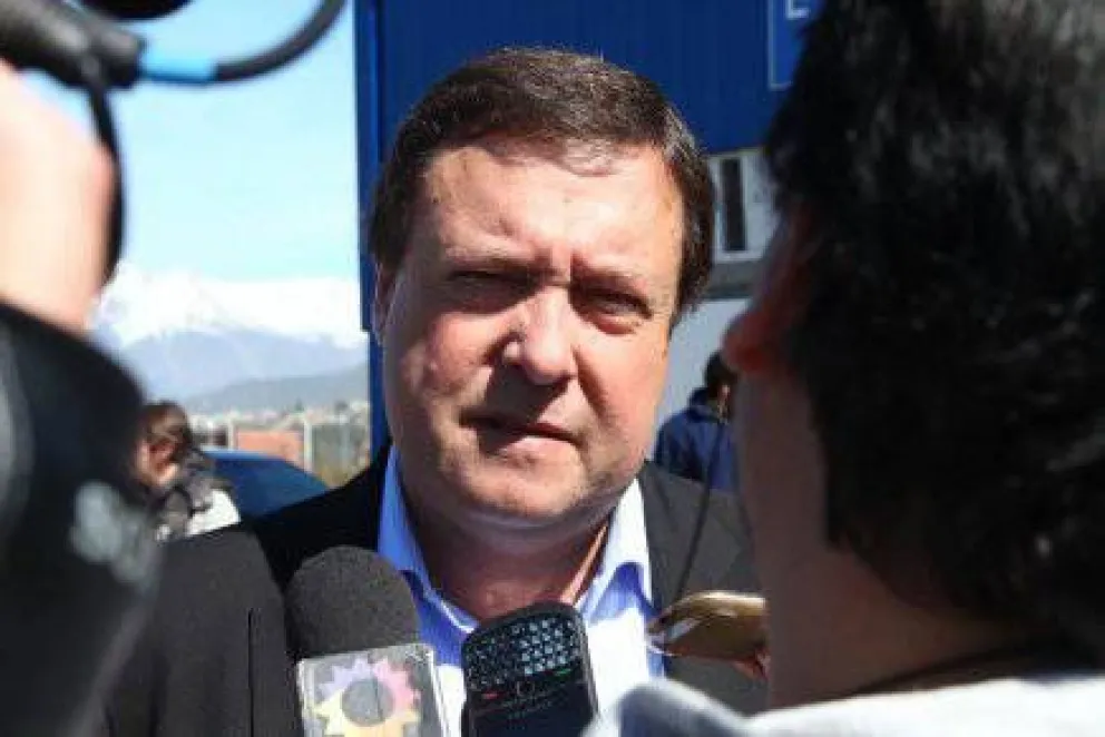 “No tenemos ninguna convivencia con usurarios del Estado”