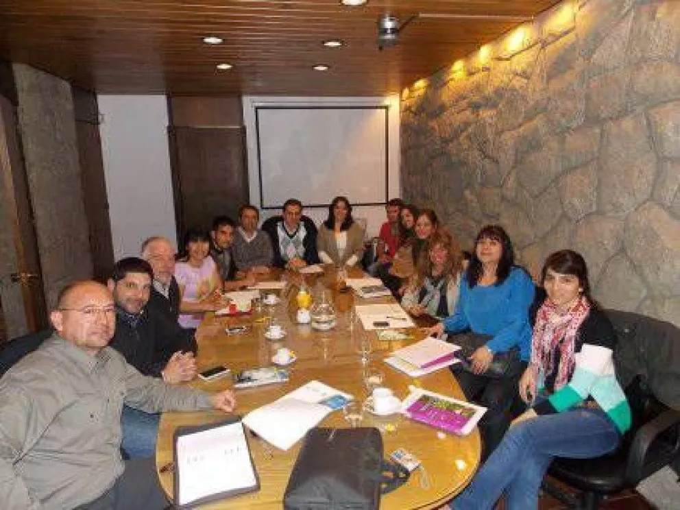 Avanza conformación del Comité de Promoción del Corredor de los Lagos
