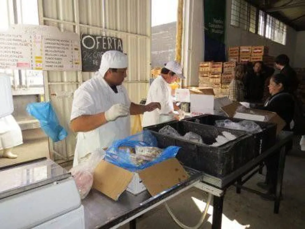 Extienden al fin de semana la atención en Mercado Comunitario