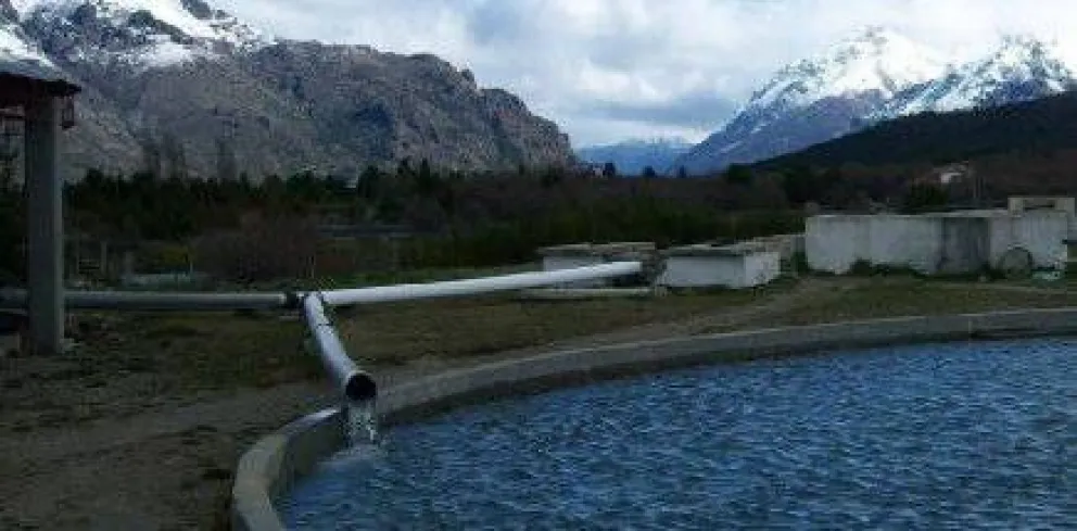Instalan presurizador de agua inteligente en Bariloche