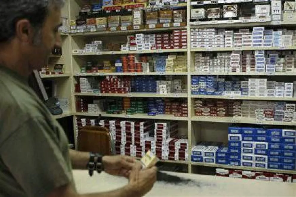 Distribuidoras de cigarrillos se quejan por el aumento de la TISH