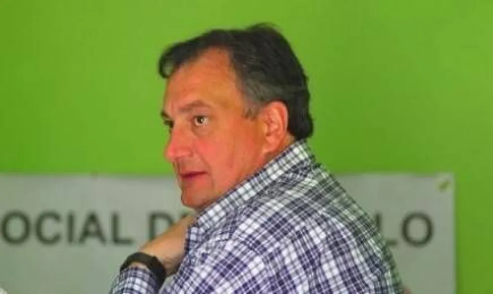 Gennuso objeta el pliego de la licitación del transporte