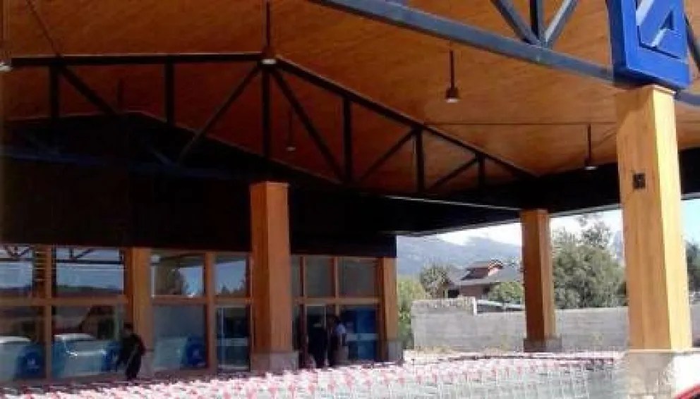 Robaron más de 300 mil pesos del supermercado