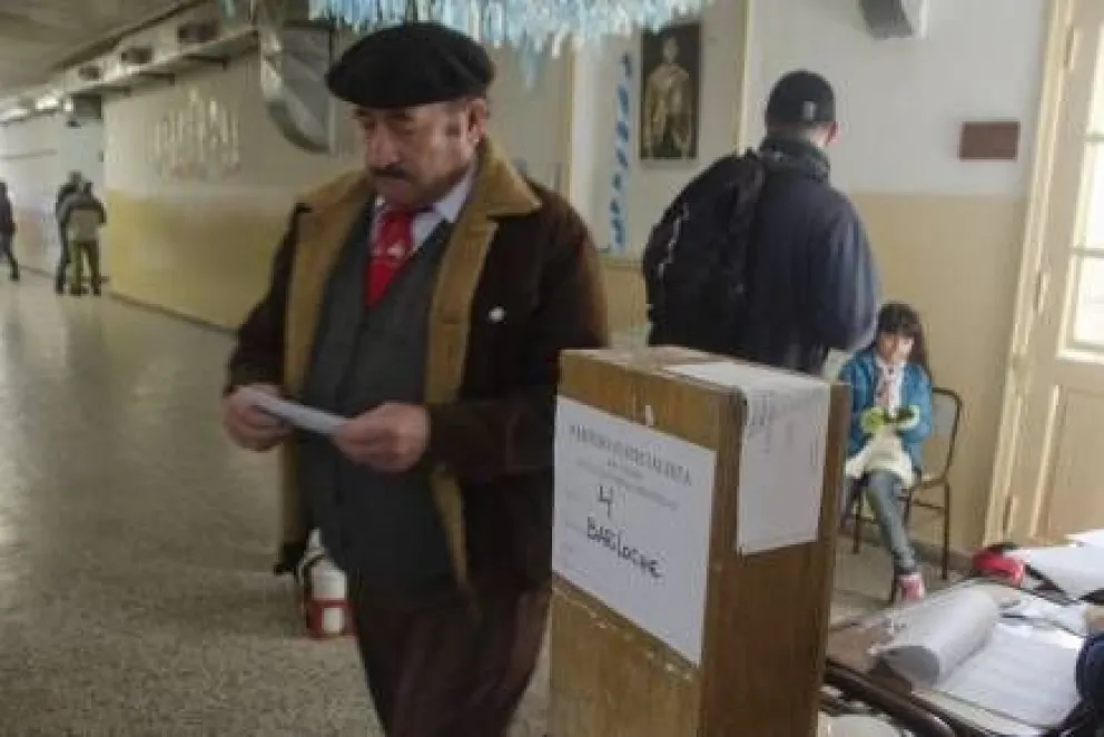 Cerró la elección con más del  25 por ciento de participación