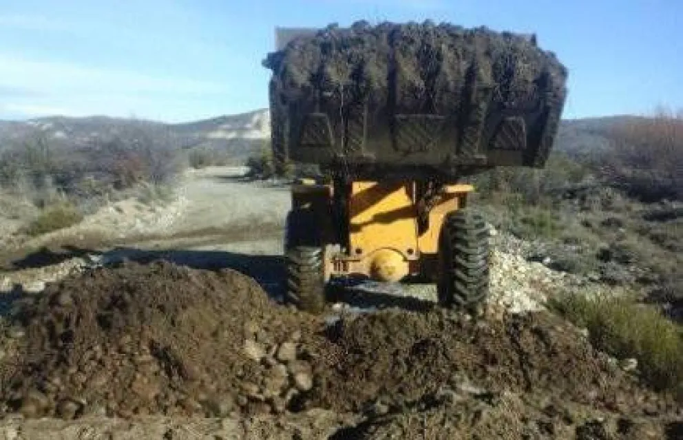 Acondicionaron camino para abastecer de gas envasado a Villa Llanquín